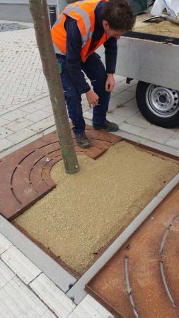 Onkruidvrije boomspiegels in Maasdriel met Jogefix en CitySlim van PVN